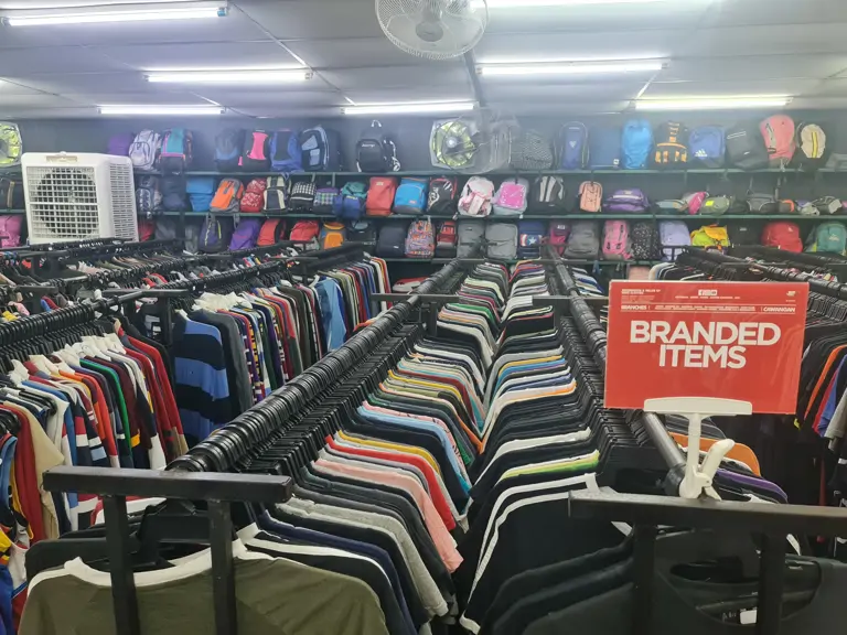 JBR Bundle @ Hulu Langat (clothes only) - Cheras