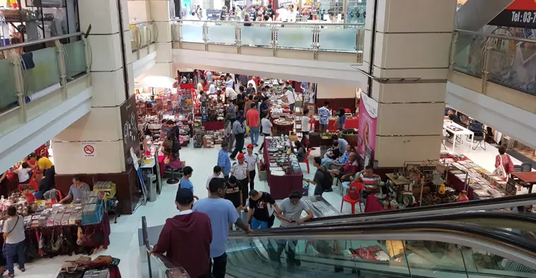 Amcorp Mall Flea Market - Petaling Jaya (5/5) Amcorp Mall Flea Market - Petaling Jaya (5/5)