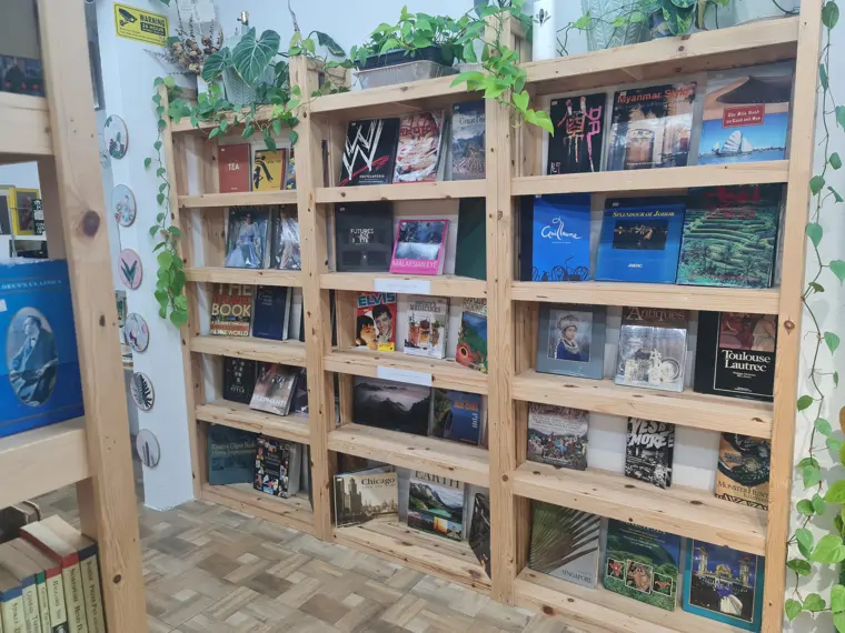 Bookaholics Anonymous - Subang Jaya (3/8) Bookaholics Anonymous - Subang Jaya (3/8)