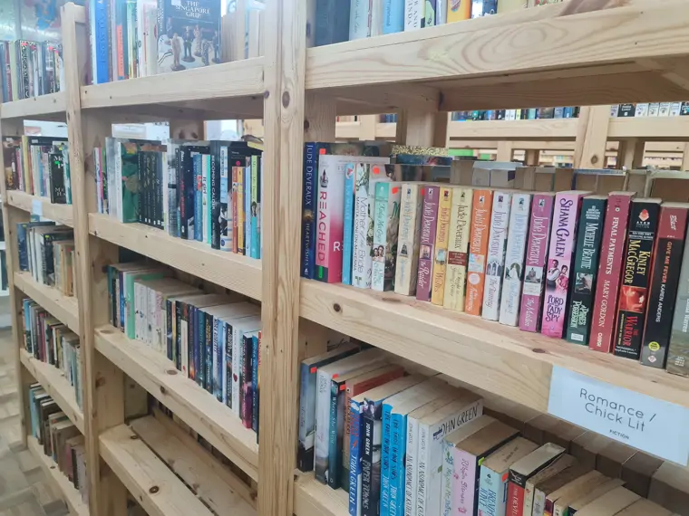 Bookaholics Anonymous - Subang Jaya (6/8) Bookaholics Anonymous - Subang Jaya (6/8)