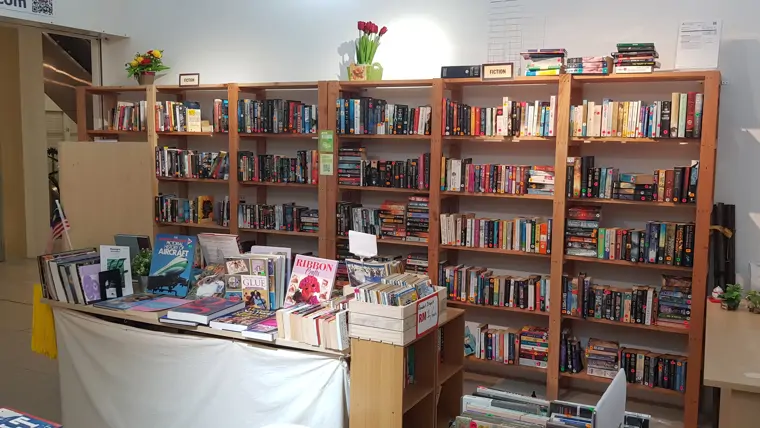 Books n Bobs - Kuala Lumpur (2/6)