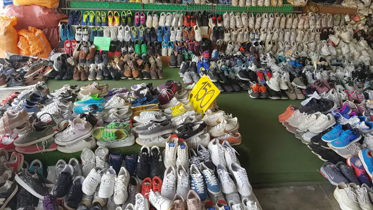 Chatuchak Phuket Market - Talat Yai (3/7) Chatuchak Phuket Market - Talat Yai (3/7)