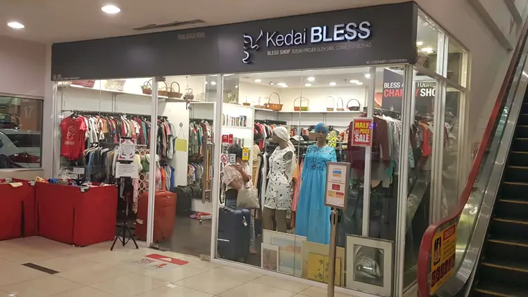 Kedai BLESS - 1 Utama - Bandar Utama (2/3) Kedai BLESS - 1 Utama - Bandar Utama (2/3)