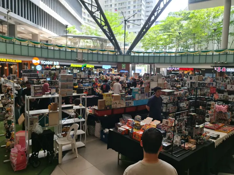 KL Collectors Market - KL Gateway Mall - Kuala Lumpur (1/16)