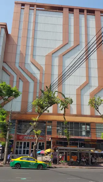 Mega Plaza Saphan Lek - Bangkok (17/24)