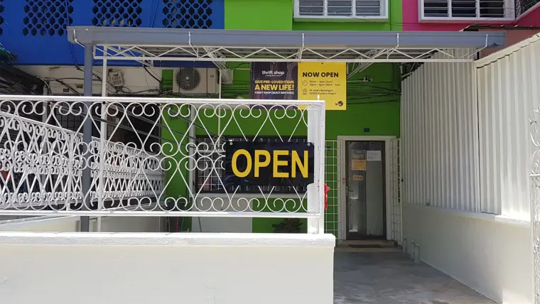 Thrift Shop Bukit Bintang (KLBC) - Kuala Lumpur (1/2)